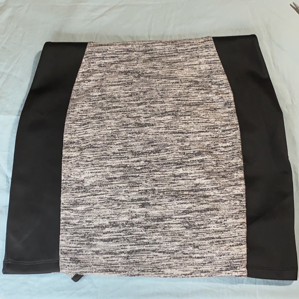 REPLACEABLE DRESS - Picture 3 of 6